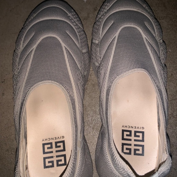 Givenchy TK Sand Sneakers - Picture 8 of 9